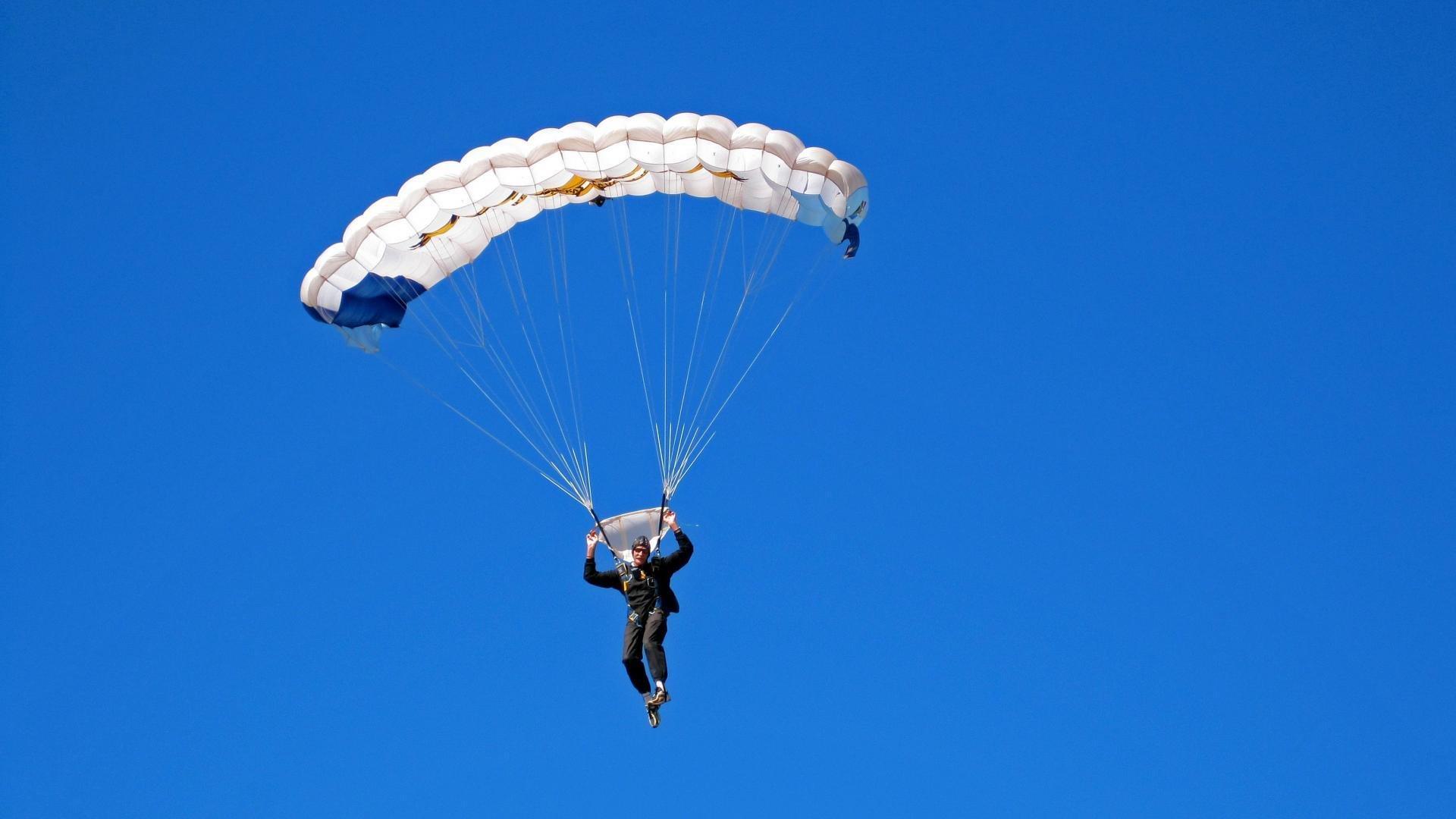 霍姆格伦意外受伤震动篮球界 NBA或出台新规限制球员参加业余赛事