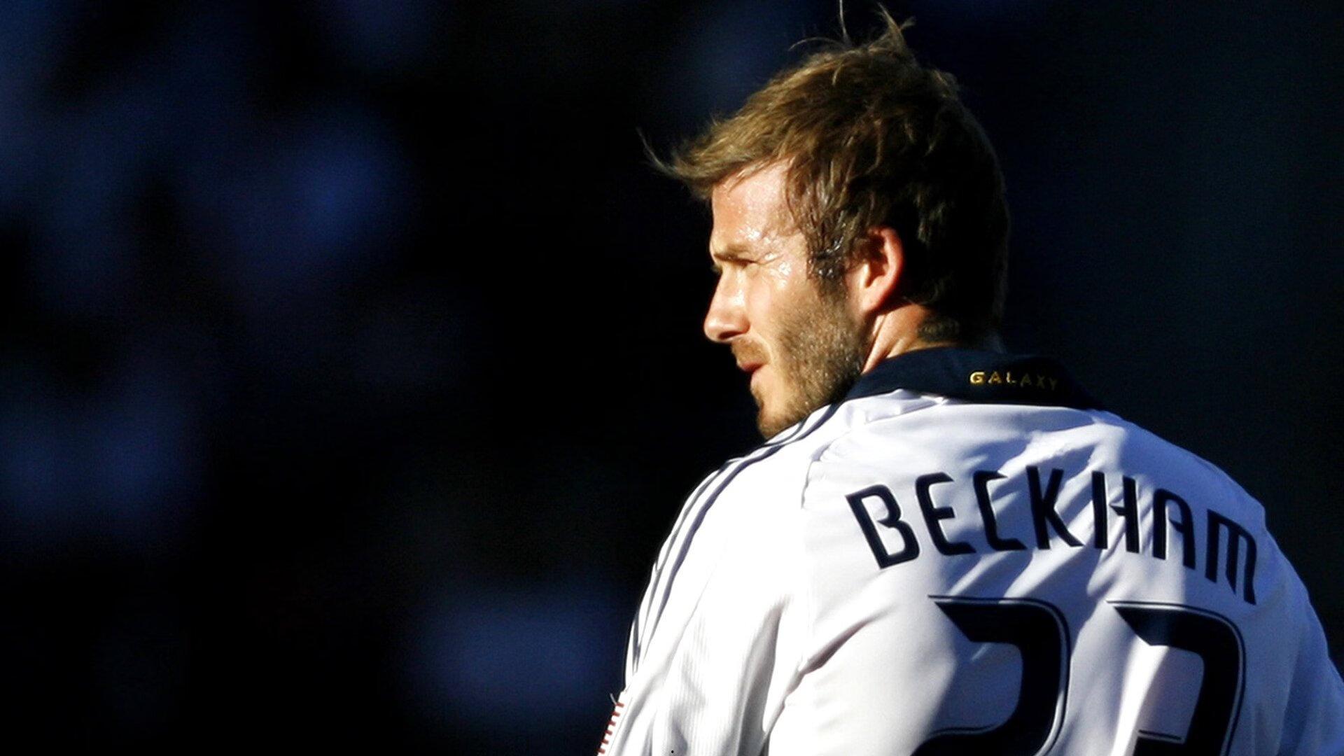 红黑军团秣马厉兵,米兰未来队训练基地展现新赛季雄心